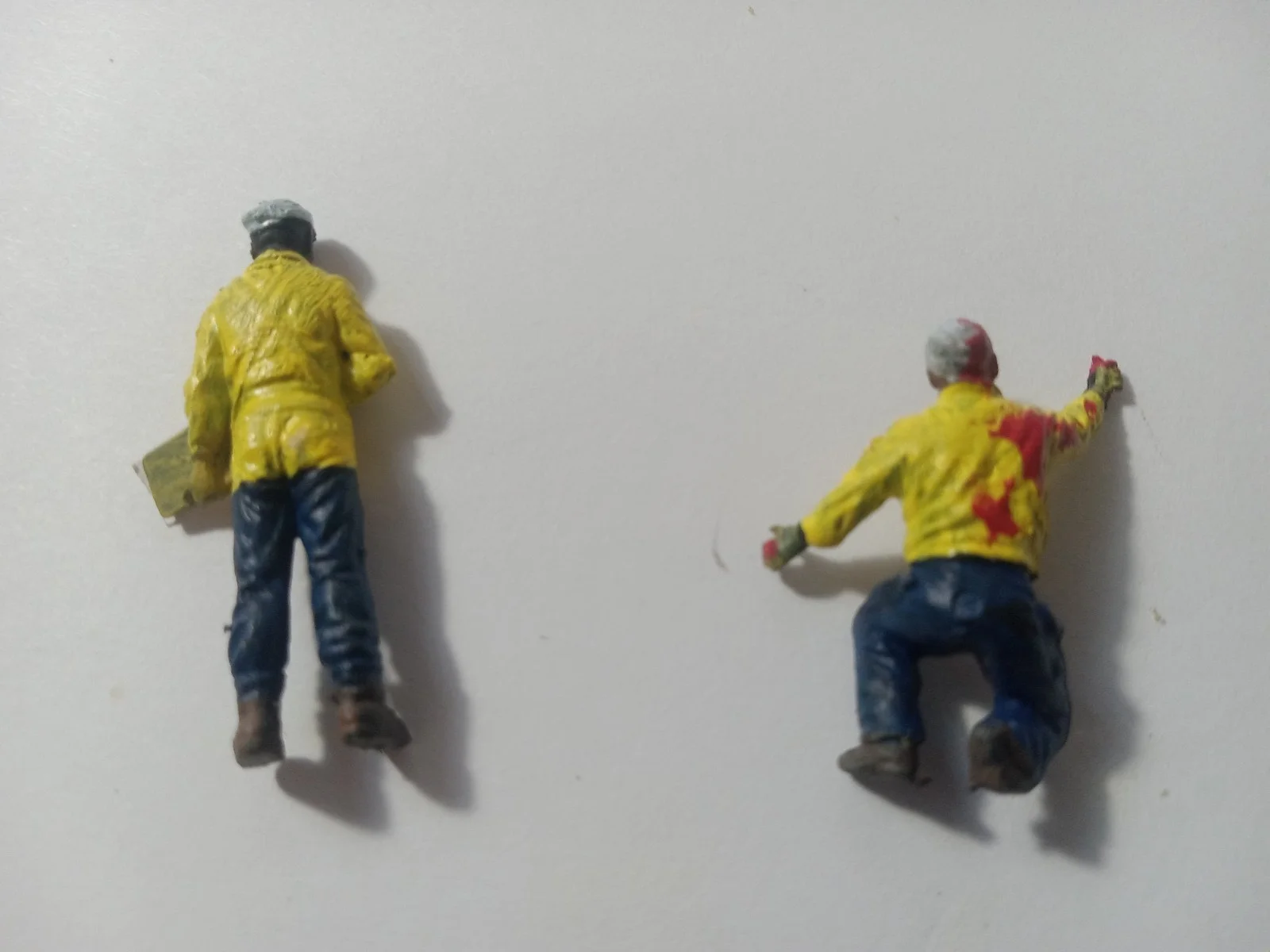 1:64 Scale Creepshow 2 Diorama The Hitchhiker Display Hotwheels Plus 2 Figures thumbnail 17