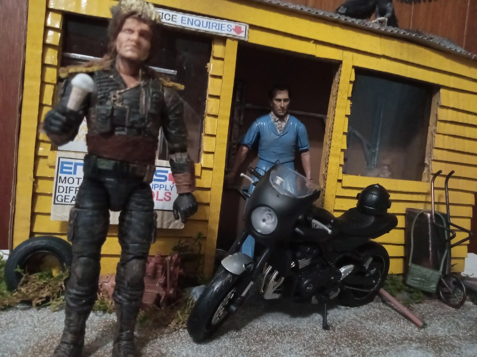 Mad Max Toecutter Custom Vehicle Diorama (1:64) thumbnail 11